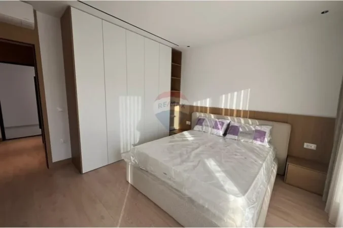 Tirane, jepet me qera apartament , 70 m² 1.045 € 