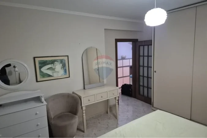 Tirane, jepet me qera apartament , 70 m² 567 € (Rruga Frosina Plaku, Tiranë)