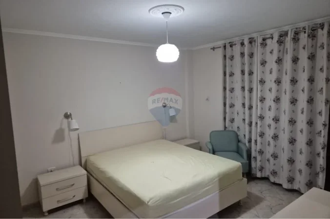 Tirane, jepet me qera apartament , 70 m² 567 € (Rruga Frosina Plaku, Tiranë)