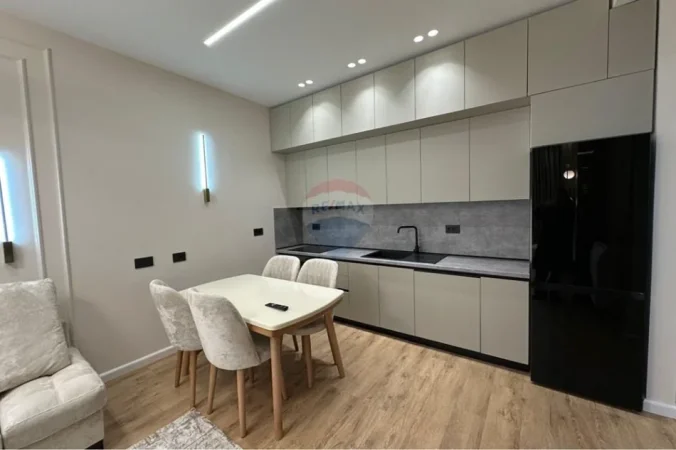Tirane, jepet me qera apartament , 76 m² 1.400 € 