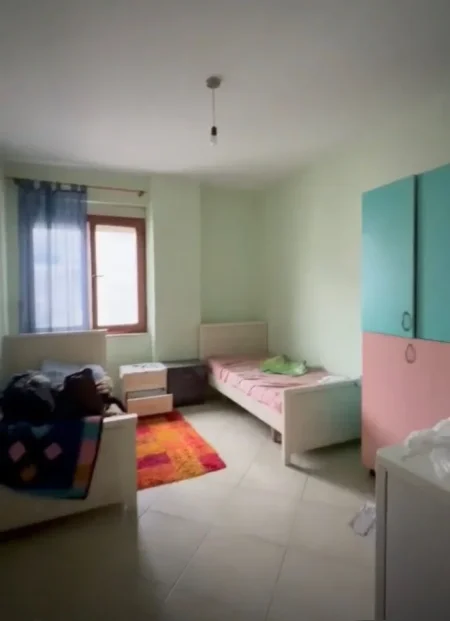 Tirane, shitet apartament 2+1 , 124.000 € (Kastriotet)
