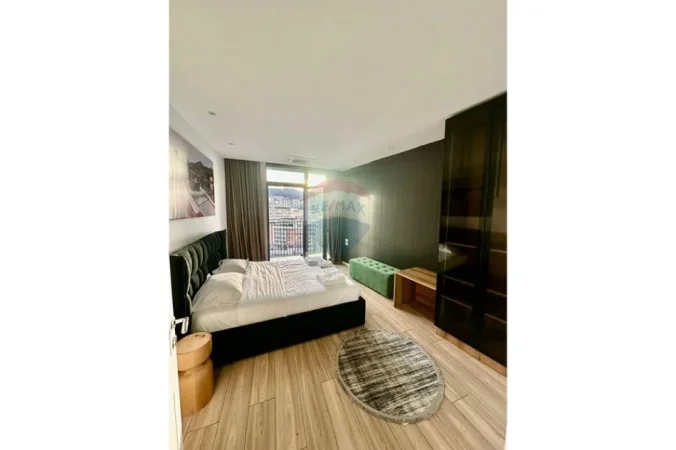 Tirane, shitet apartament , 125 m² 550.000 €