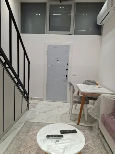 Tirane, jepet me qera apartament 1+1 Kati 0, 35 m² 400 € (Astir)