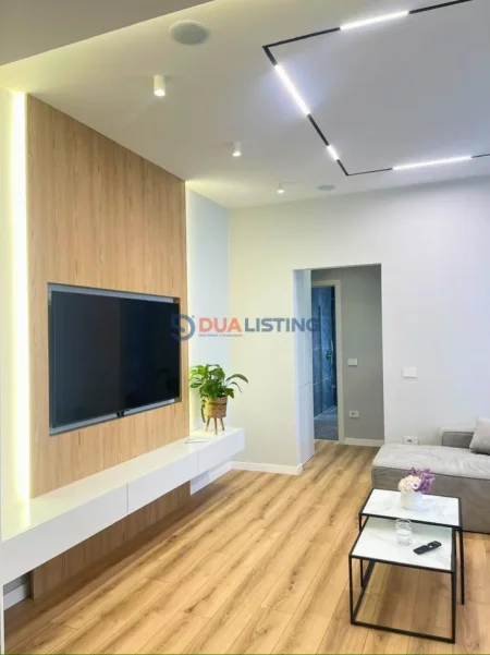 Tirane, jepet me qera apartament 1+1+Aneks+Ballkon Kati 2, 75 m² 1.150 € (liqeni i thate , Kopshti Botanik)