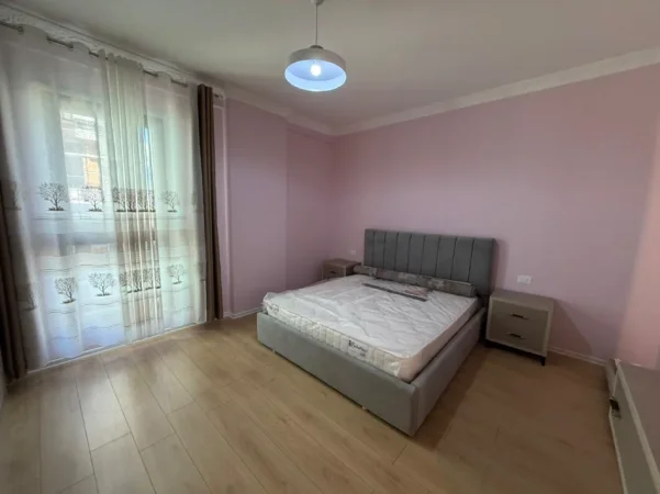 Tirane, jepet me qera apartament 1+1 Kati 3, (jordan misja)