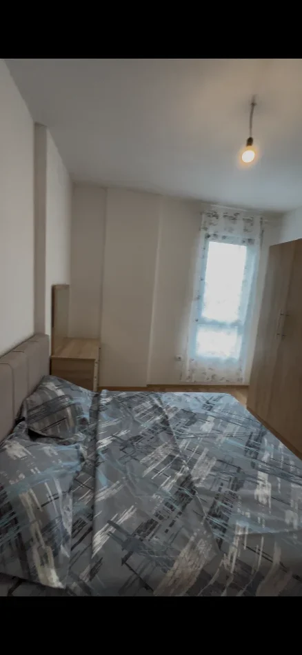 Tirane, jepet me qera apartament 2+1+Ballkon Kati 3, 100 m² 600 € 