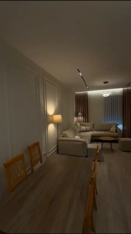 Tirane, jepet me qera apartament 2+1 Kati 4, 100 m² 620 € (Rruga 5 Maji)