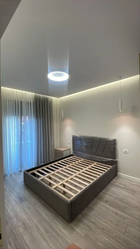 Tirane, jepet me qera apartament 2+1 Kati 4, 100 m² 620 € (Rruga 5 Maji)