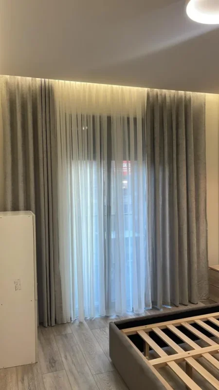 Tirane, jepet me qera apartament 2+1 Kati 4, 100 m² 620 € (Rruga 5 Maji)