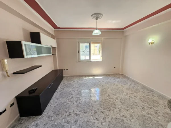 Durres, shitet apartament 2+1+Aneks+Ballkon Kati 2, 76 m² 155.000 € 