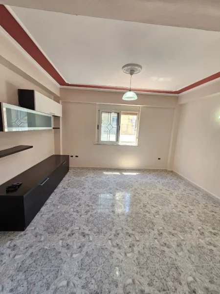 Durres, shitet apartament 2+1+Aneks+Ballkon Kati 2, 76 m² 155.000 € 