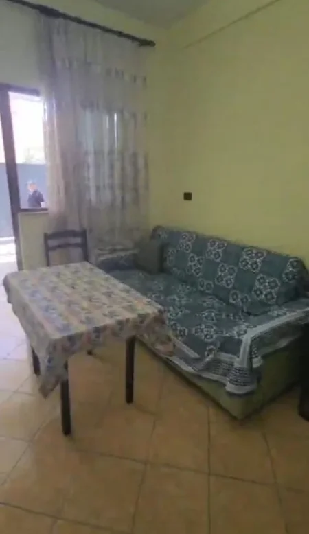 Tirane, jepet me qera apartament 1+1 Kati 1, 60 m² 350 € (Don Bosko)