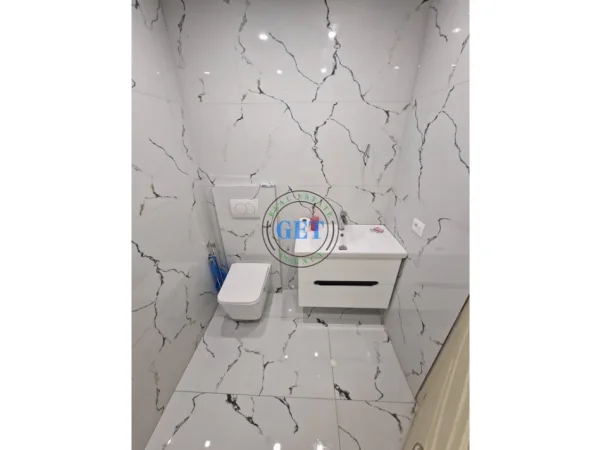 Durres, jepet me qera apartament 2+1 Kati 3, 90 m² 1.200 € (Golem)