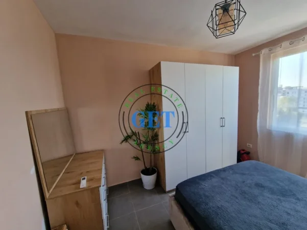 Durres, jepet me qera apartament 2+1 Kati 3, 90 m² 1.200 € (Golem)