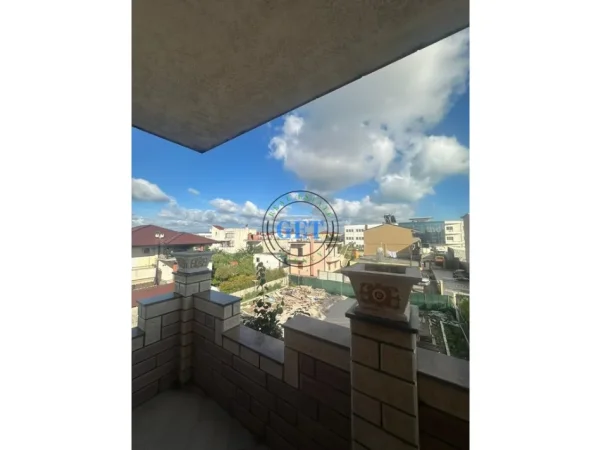 Durres, jepet me qera apartament 2+1 Kati 3, 80 m² 400 € (kenet)