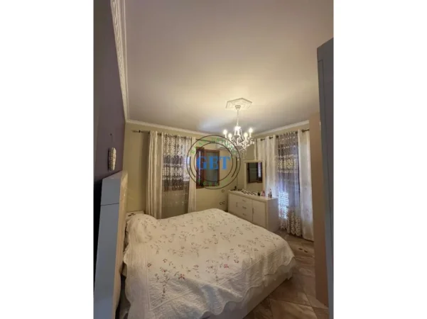 Durres, jepet me qera apartament 2+1 Kati 3, 80 m² 400 € (kenet)