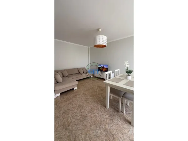Durres, jepet me qera apartament 1+1 , 84 m² 400 € (Plazh Iliria)