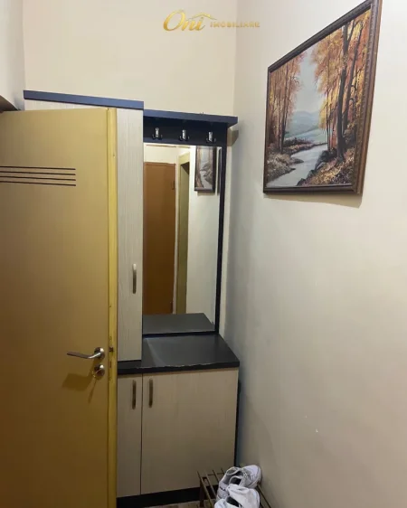 Tirane, jepet me qera apartament 1+1 Kati 5, 62 m² 600 € (PALLATET AGIMI)