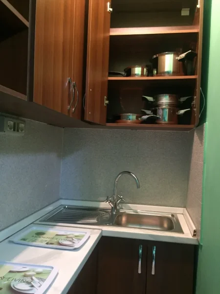 Tirane, oferte Mobilje te perdorura 200 €