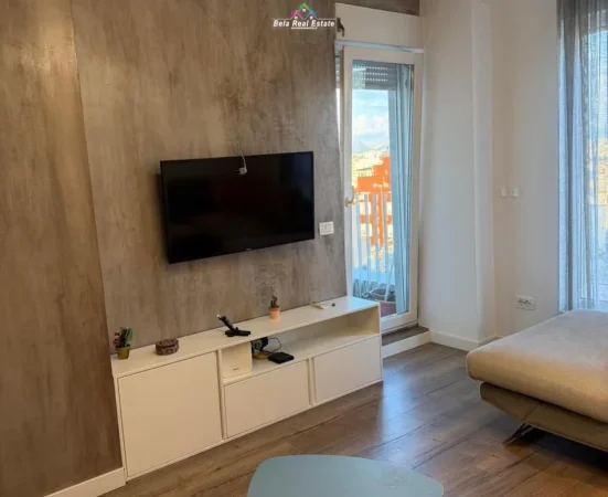 Tirane, jepet me qera apartament 2+1 Kati 11, 90 m² 800 € (ndre mjeda)
