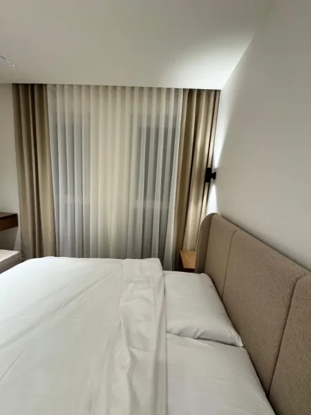 Tirane, jepet me qera apartament 2+1+Ballkon , 84 m² 780 € (Telo ndini)
