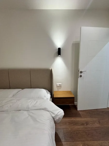 Tirane, jepet me qera apartament 2+1+Ballkon , 84 m² 780 € (Telo ndini)