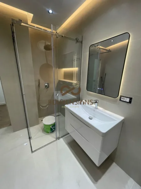 Tirane, shitet apartament 1+1 Kati 1, 67 m² (Rruga e Elbasanit)