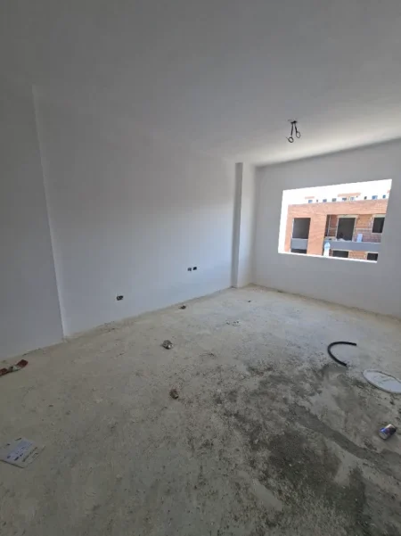 Tirane, shitet apartament 2+1  100 m² 95.000 € (KAMEZ)