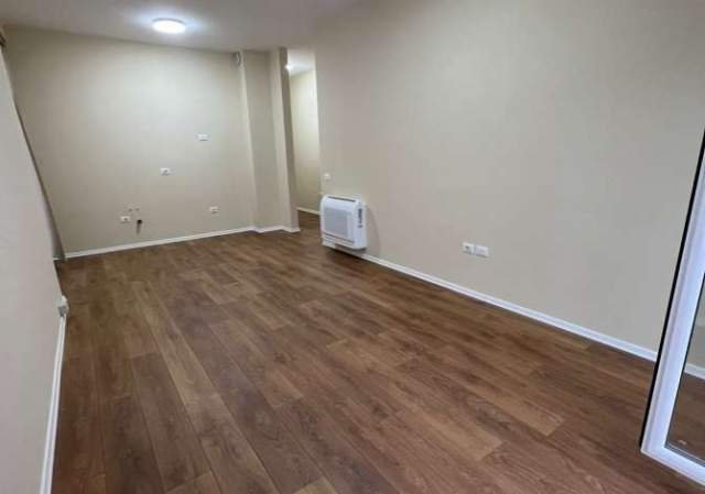 Shqiperi, jepet me qera apartament 2+1 Kati 1, 105 m² 1.000 Euro (ish ekspozita)