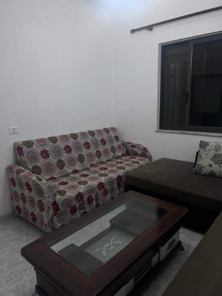 Tirane, jepet me qera apartament 100 m² 35.000 Leke (Sauk)