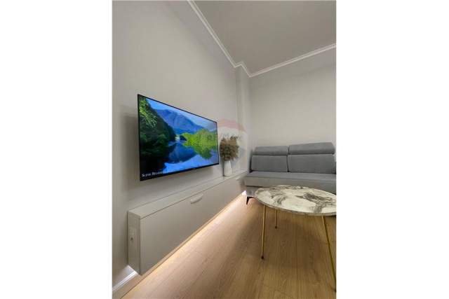 Tirane, jepet me qera apartament 1+1+A Kati 1, 47 m² 400 Euro (Kodrat e Diellit)