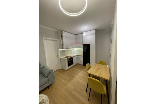 Tirane, jepet me qera apartament 1+1+A Kati 1, 47 m² 400 Euro (Kodrat e Diellit)