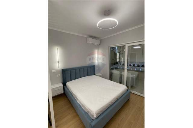 Tirane, jepet me qera apartament 1+1+A Kati 1, 47 m² 400 Euro (Kodrat e Diellit)