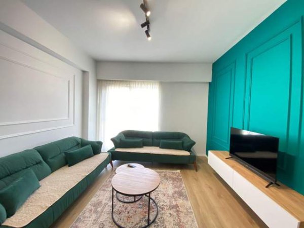 Tirane, jepet me qera apartament 2+1+BLK prane Stacioni i Trenit  KOMPLEKSI SIRI 2 CMIMI:550 EURO + PARKIM