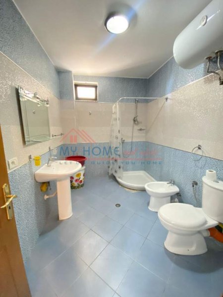 Tirane, jepet me qera apartament 2+1+BLK Kati 5, 110 m² 600 Euro (Rruga e Durresit)