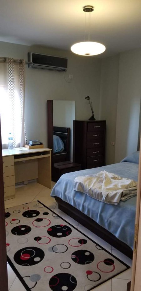 Tirane, jepet me qera apartament 2+1+BLK Kati 3, 100 m² 600 Euro (RRUGA E DURRESIT)