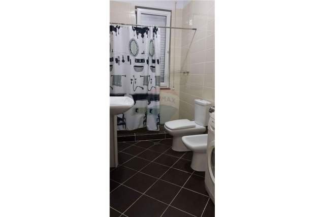 Tirane, jepet me qera apartament 1+1+BLK Kati 0, 70 m² 400 Euro