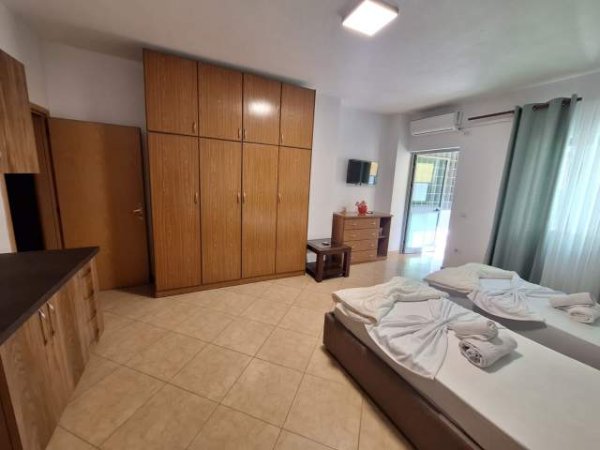 Tirane, shes apartament Kati 2, 93 m² 195.000 Euro (Rruga e Durresit)