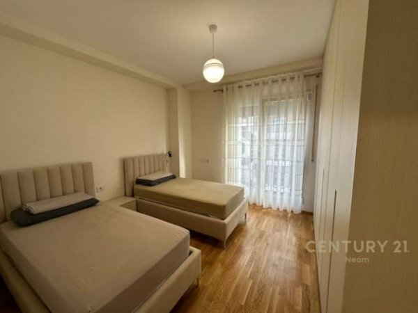 Tirane, jepet me qera apartament 2+1+BLK Kati 6, 95 m² 700 Euro (Ali Demi)