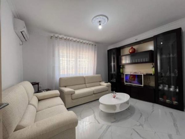 Tirane, shitet apartament 2+1 Kati 4, 82 m² 170.000 Euro (21 dhjetori)