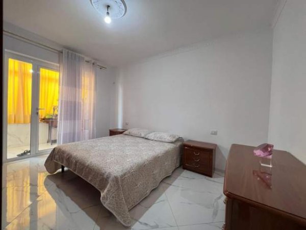 Tirane, shitet apartament 2+1 Kati 4, 82 m² 170.000 Euro (Te Ambulanca nr.9)