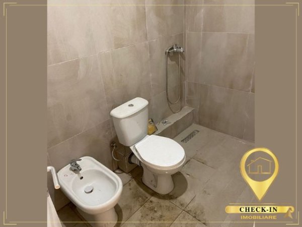 Tirane, jepet me qera apartament 2+1+BLK Kati 5, 80 m² 350 Euro (5 Maji)