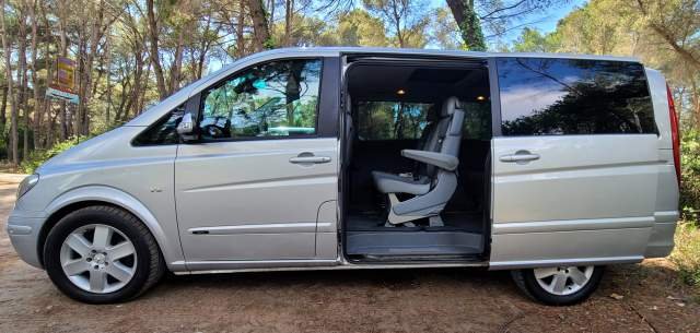 Tirane, shes minivan Mercedes-Benz VIANO Viti 2008, 11.500 Euro