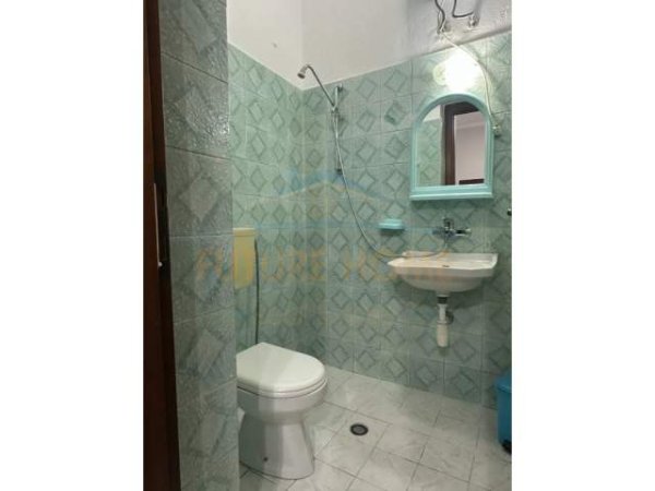 Tirane, jepet me qera apartament 2+1+BLK Kati 2, 100 m² 700 Euro (Rruga Tefta Tashko Koco)
