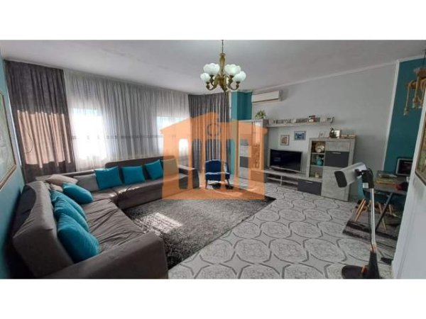 Durres, shitet apartament 2+1+A Kati 10, 101 m² 130.000 Euro
