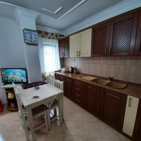 Tirane, ofert apartament 1+1 Kati 1, 60 m² 50.000 Leke (ALI DEM)