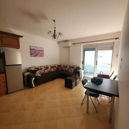 Vlore - Lungomare, shitet apartament 2+1+Aneks+Ballkon Kati 3, 107 m² 240.000 € (vlore , lungomare)