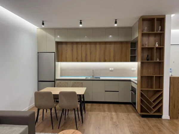 Tirane, jepet me qera apartament 1+1 Kati 2, 65 m² 500 € (Univers City)