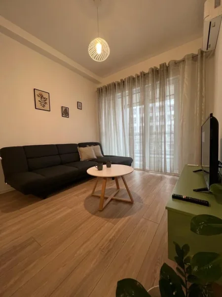 jepet me qera 1+1 Kati 3, 60 m² 700 €