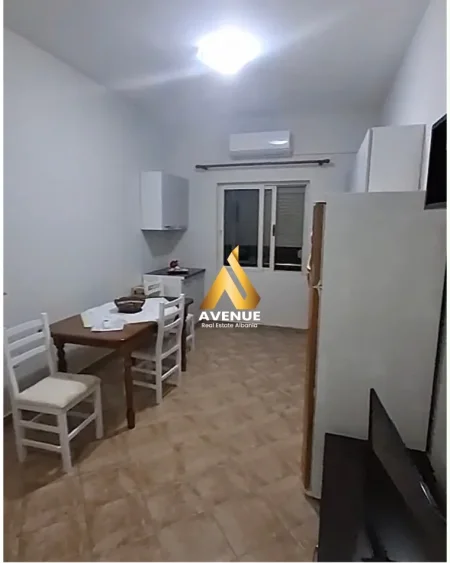 Tirane, jepet me qera apartament 1+1 Kati 2, 65 m² 400 € (Misto Mame)
